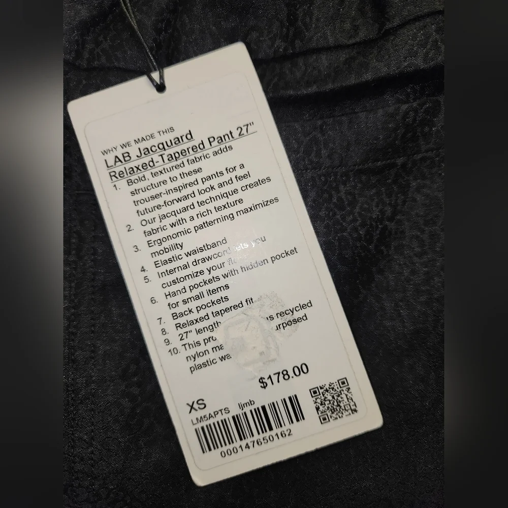 Lululemon Lab Jacquard Relaxed-Tapered Pant Leopard Jacquard MED Black S